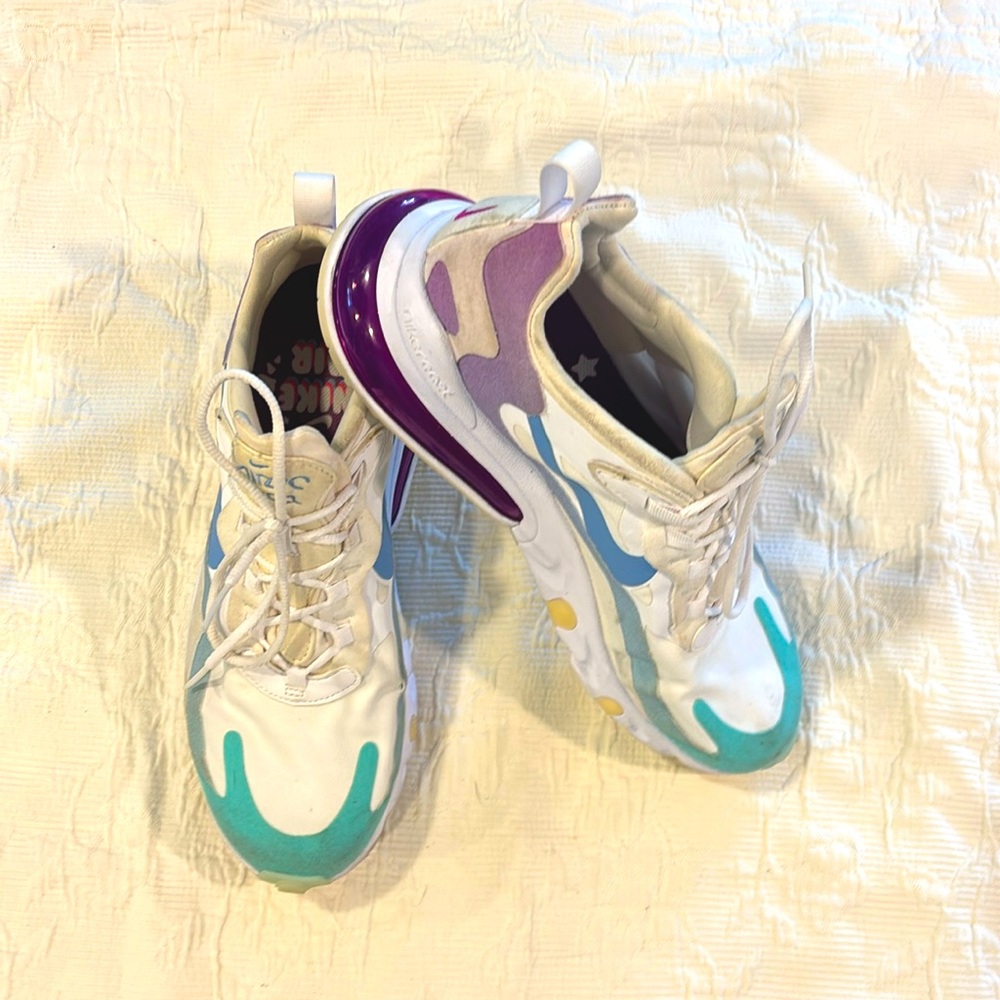 Nike Air 270C React shoes